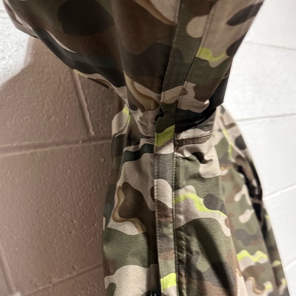 Volcom Gore-Tex camo jacket—weatherproof & unstoppable style! #Volcom #GoreTex!🔥 - Picture 8 of 10